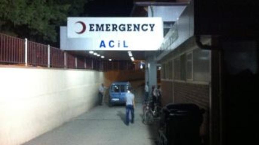 Otomobilin &Ccedil;arptığı &Ccedil;ocuk Ağır Yaralandı