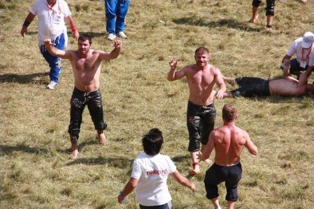 Başpehlivanlıkta Final Belli Oldu