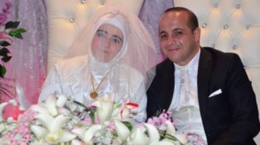 Aksakal Evli Gazeteciler Kervanına Katıldı