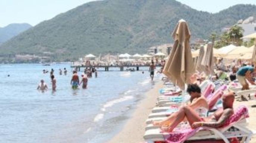 Marmaris&rsquo;te Hafta Sonu Sahiller Doldu Taştı