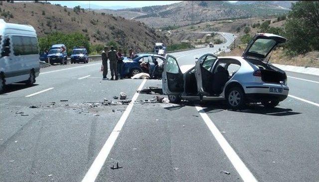 Elazığ-malatya Karayolunda Kaza: 1 &Ouml;l&uuml;, 6 Yaralı 2