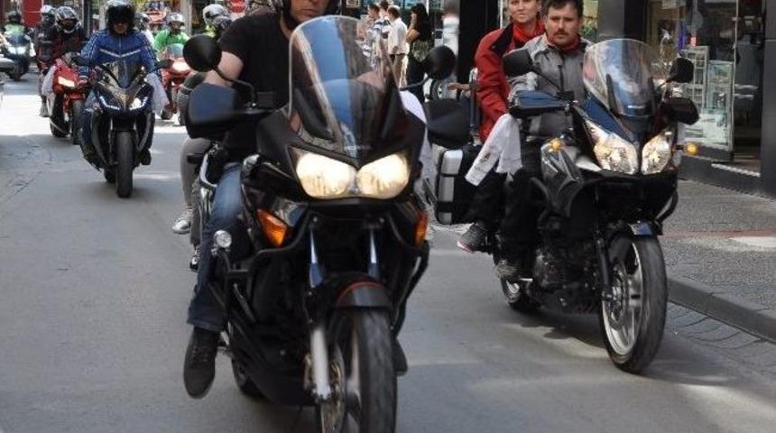 500 Motosikletli S&uuml;nnet Konvoyu