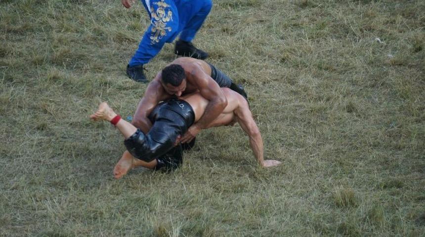 Kırkpınar Başpehlivanı Fatih Atlı Oldu