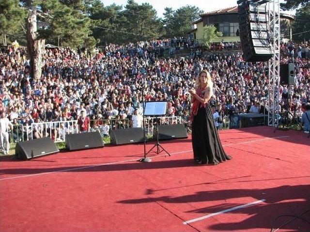 700 Yıllık Geçmişe Sahip Şölende Tarih Canlandı