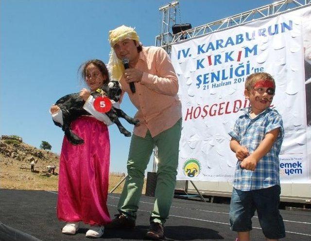 Karaburun   kırkım Şenliği   İle Renklendi 3