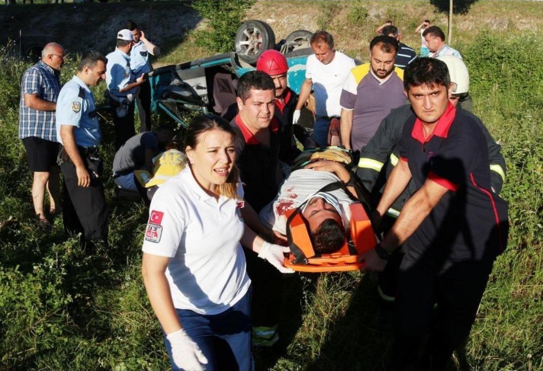 Kocaeli&rsquo;de Trafik Kazası: 4 Yaralı