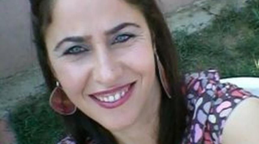 Otomobilin &Ccedil;arptığı Gen&ccedil; Kadın Hastanede Hayatını Kaybetti