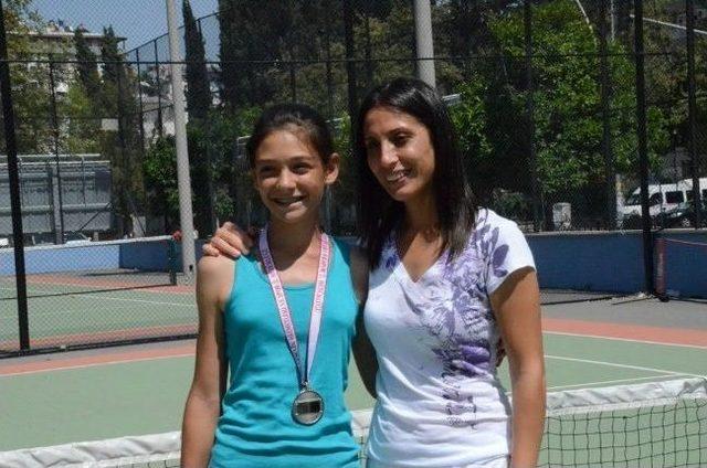 Tenis İl Teşvik M&uuml;sabakaları 2