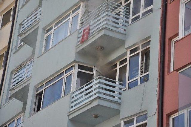 Tartıştığı Eski Eşinin Evini Ateşe Verdi 1