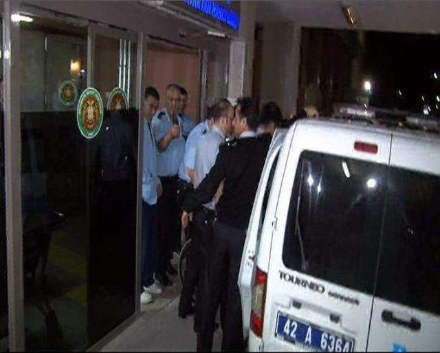 Cinayet Zanlısını &Ccedil;eken Gazetecilere Polisten Engelleme 2