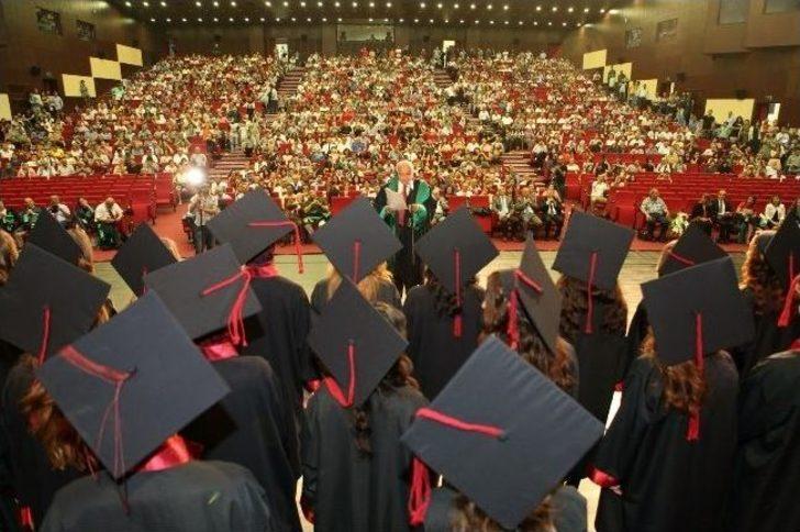 Çü Tıp Fakültesi 168 Öğrencisini Mezun Etti G4