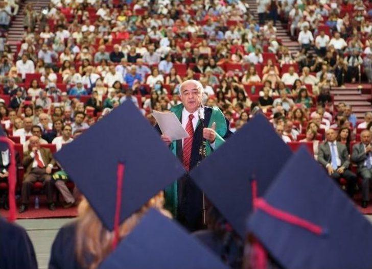 Çü Tıp Fakültesi 168 Öğrencisini Mezun Etti G5