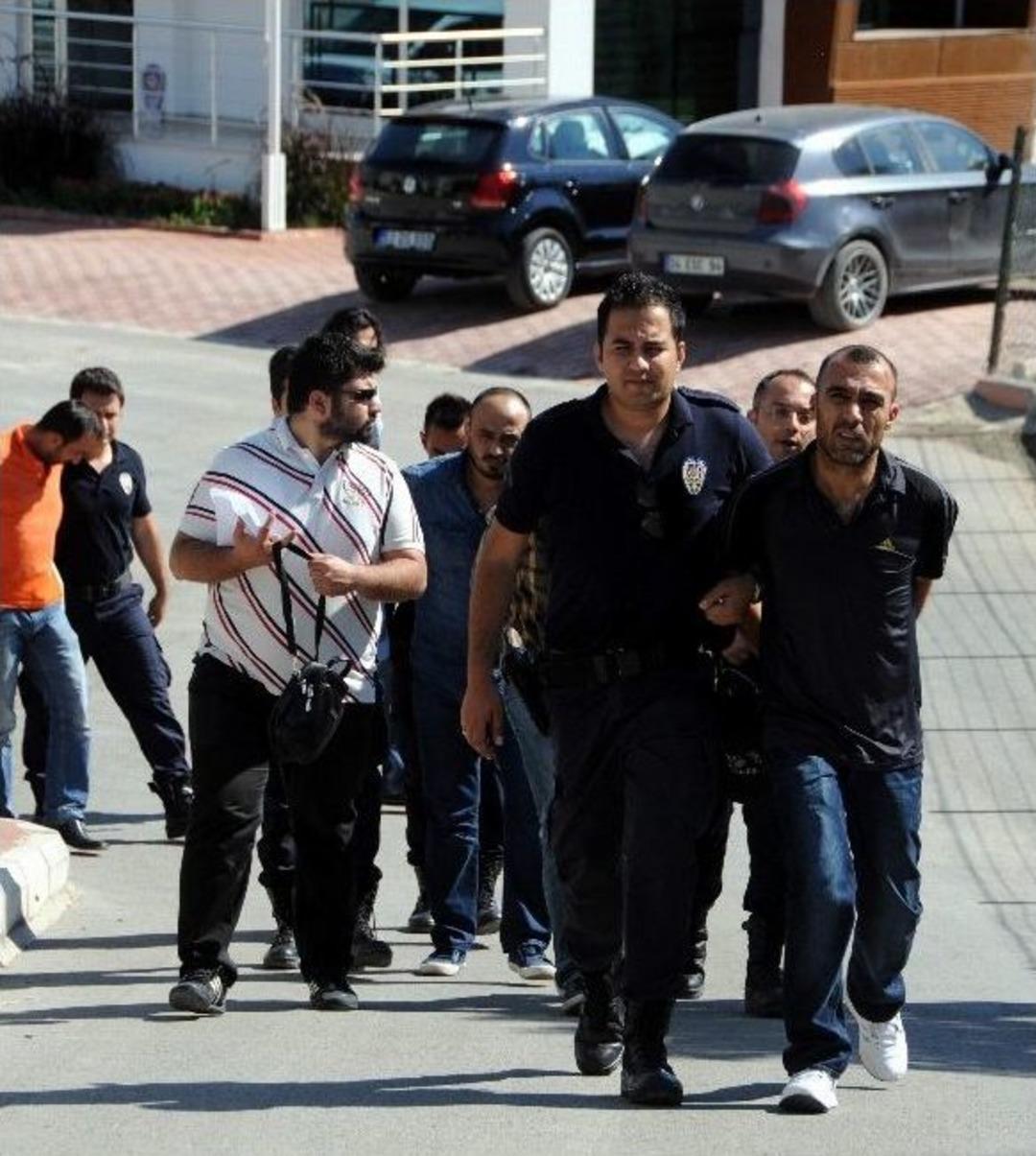 Kom&rsquo;dan Silahlı Su&ccedil; &Ouml;rg&uuml;t&uuml;ne Operasyon: 10 Tutuklama