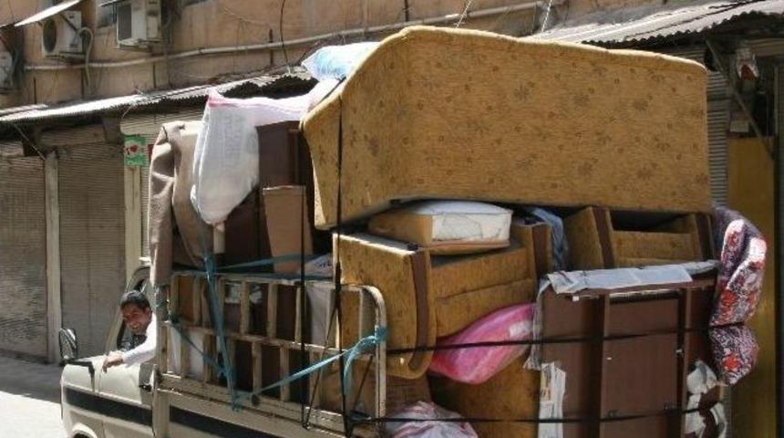 Tayini &Ccedil;ıkan Memurlar, Hamalların Y&uuml;z&uuml; G&uuml;ld&uuml;rd&uuml;