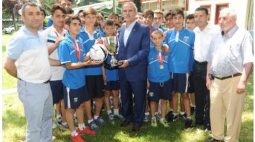 Şampiyonlardan Altepe'ye Teşekk&uuml;r