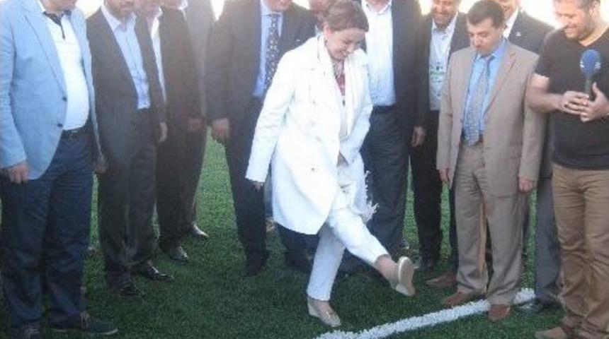 P&uuml;t&uuml;rge&rsquo;de Futbol Şenliği D&uuml;zenlendi