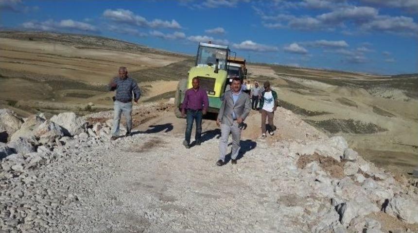 Dsi 13. B&ouml;lge M&uuml;d&uuml;r&uuml; &Ouml;zg&uuml;r, G&ouml;let Ve Sulama İnşaatlarında İncelemeler Yaptı