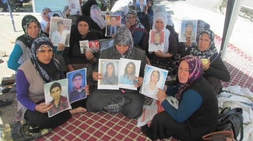 Anneler Eylemlerini Meclis &Ouml;n&uuml;nde S&uuml;rd&uuml;recek