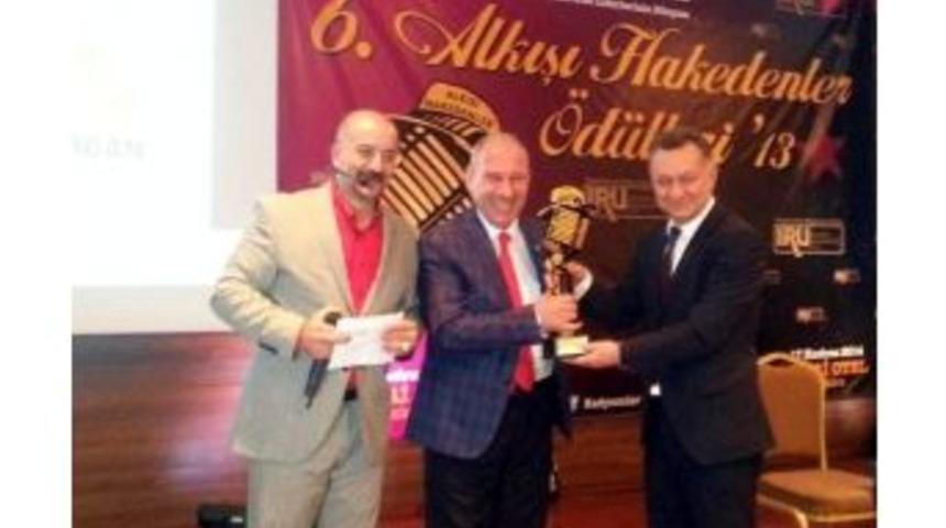 Bak Hele Bak&rsquo;a 3 &Ouml;d&uuml;l Birden