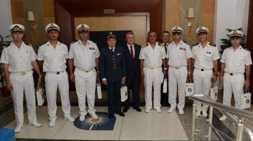 Gemi Komutanlarından B&uuml;y&uuml;kşehir&rsquo;e Ziyaret