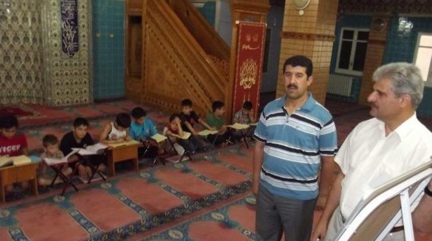 Camilerde Yaz Kur'an Kursları Başladı