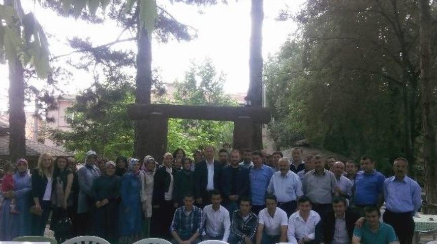 Ak Parti&rsquo;den &ldquo;sandığa Sahip &Ccedil;ıkıyoruz&rdquo; Toplantısı