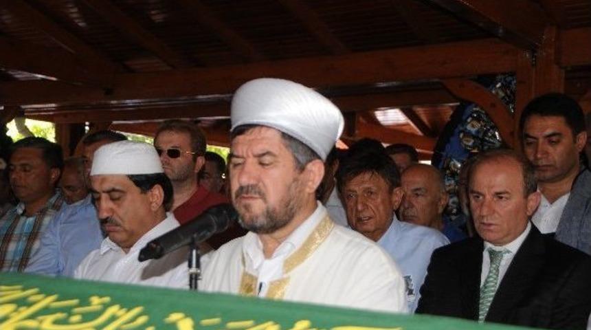 H&uuml;seyin &Ccedil;alık&rsquo;ın Cenazesi Toprağa Verildi