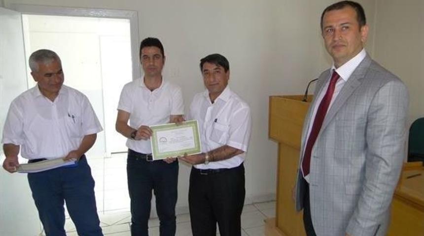 Kayısı Eğitim Toplantısı Sertifikaları Verildi