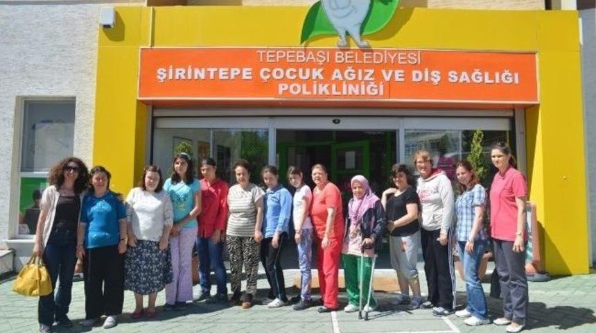 Engelli Bireyler Diş Kontrol&uuml;nden Ge&ccedil;iyor