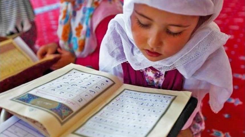 Ahlat&rsquo;ta Yaz Kur&rsquo;an Kursları Başladı