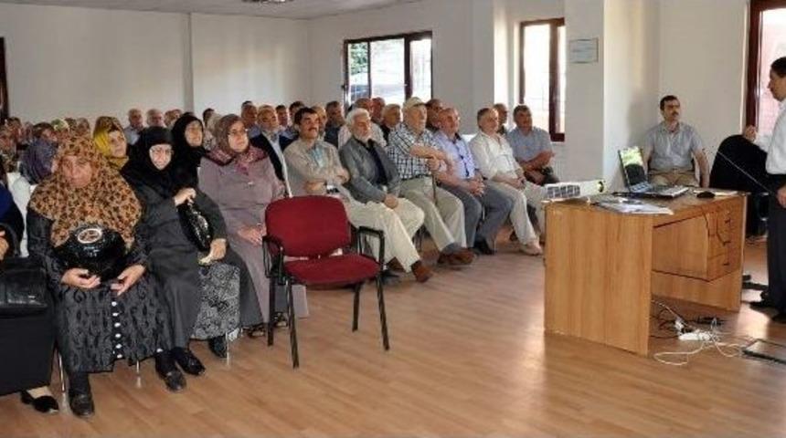 Hacca Gidecek Olan Hacılara Seminer