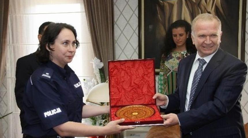 Vali Ceylan Polonya&rsquo;dan Gelen Polis Heyetini Kabul Etti