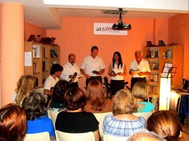 Can Y&uuml;cel, Manisa&rsquo;da Şiirleriyle Anıldı 1