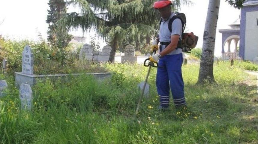 Altınordu&rsquo;da Camiler Ve Mezarlıklar Ramazan'a Hazır