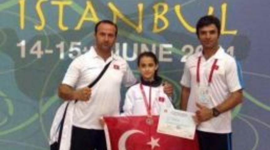 Diyarbakırlı Karateciden Tarihi Başarı