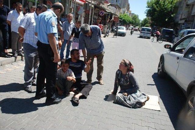 Elektrik Borcu Yol Kapattırdı