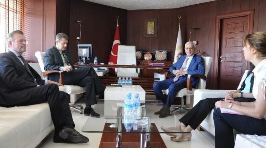 Ahmet T&uuml;rk&rsquo;ten Cumhurbaşkanlığı A&ccedil;ıklaması