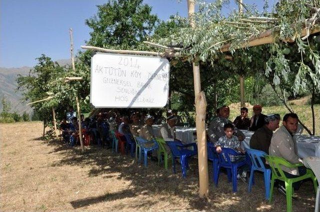 Vali Canbolat Aktütün’de Şenliklere Katıldı