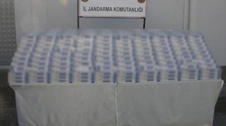 Jandarmadan Ka&ccedil;ak Eşya Operasyonu