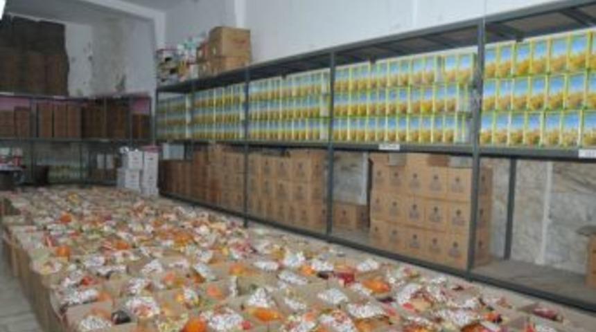 Yarım Elma Sosyal Yardımlaşma Ve Dayanışma Derneği 600 Aileye Ramazan Yardımı Yapacak