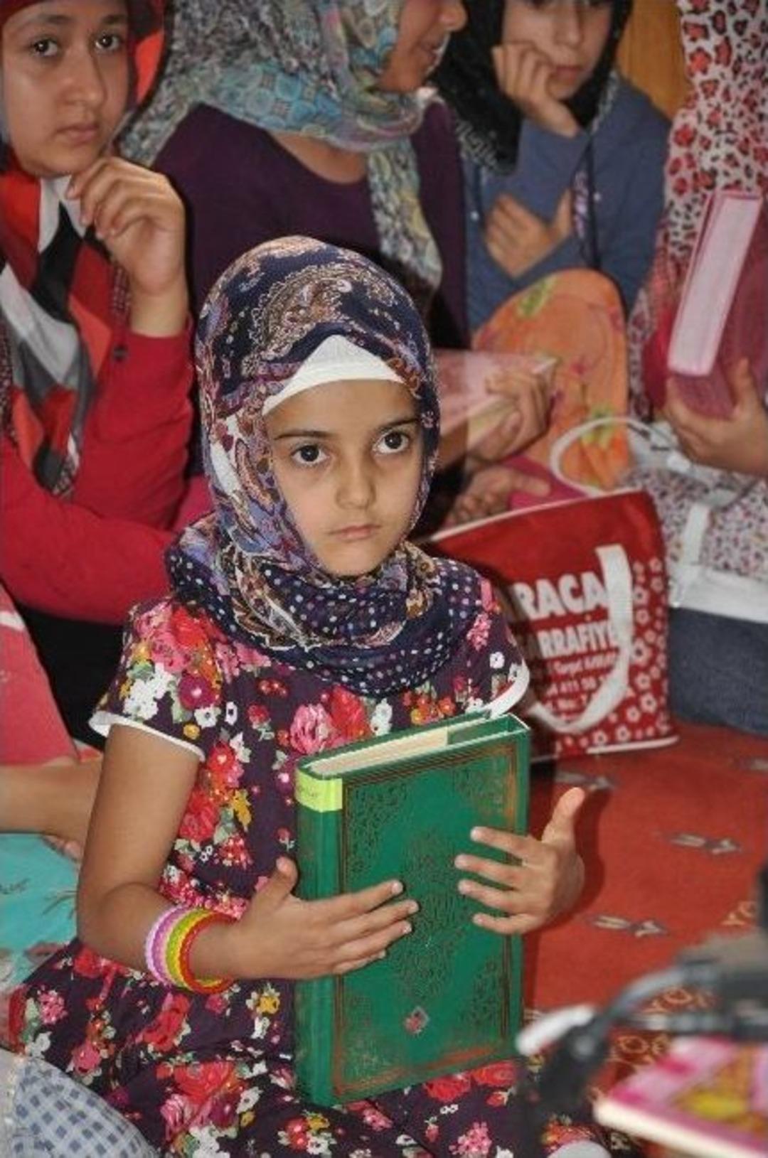 Camiler &Ccedil;ocuk A&ccedil;tı