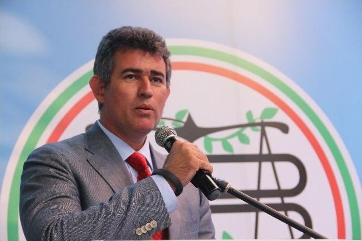 Feyzioğlu: &ldquo;12 Eyl&uuml;l&rsquo;le Hesaplaşmak 90 Yaşına Gelmiş İki Generali M&uuml;ebbet Hapse Mahkum Etmenin &Ccedil;ok Daha &Ouml;tesinde Bir Girişimi Gerektirir&rdquo;