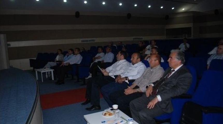 Nk&uuml; Muhasebe Ve Finansman B&ouml;l&uuml;m&uuml; &Ouml;ğretim G&ouml;revlisi Do&ccedil;. Dr. Menteş: "t&uuml;rkiye&rsquo;de Aile Şirketleri Uzun &Ouml;m&uuml;rl&uuml; Olmuyor"