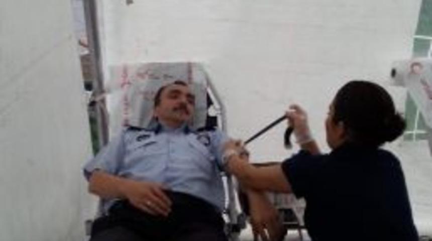 Zabıtadan Kan Bağışı Kampanyasına Destek