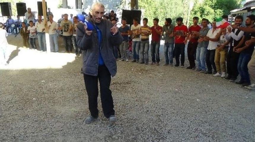 Emektar Top Toplayıcısı Artık D&uuml;ğ&uuml;nlerde Para Kazanıyor