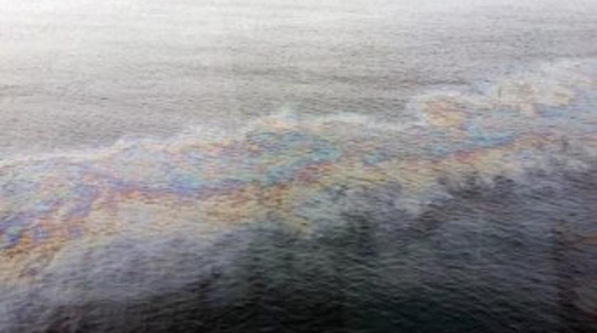 &Ccedil;anakkale Boğazı&rsquo;nda Yakıt Alarmı