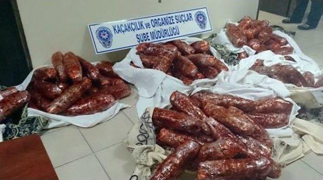 Sucuk Arasında Uyuşturucu Sevkıyatı 1