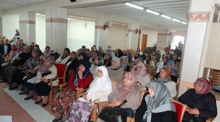 Hacı Adaylarına Seminer