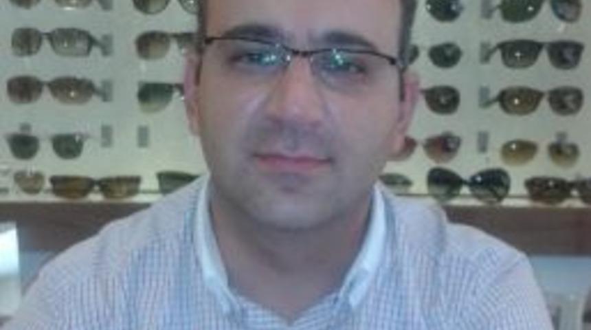 Optisyen Ahmet Cem Uykun: "ucuz G&ouml;zl&uuml;kler G&ouml;ze Zarar Veriyor"