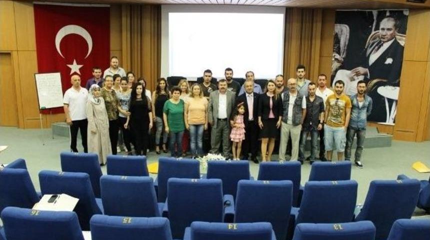 Uygulamalı Girişimcilik Kursları S&uuml;r&uuml;yor